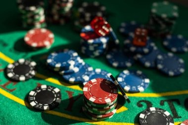 hk warna game lobby showing Capsa Banting, slots, and football markets